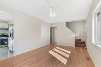 8208 S Oak Park Avenue, Burbank, IL 60459 - Photo 3