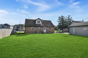 8208 S Oak Park Ave, Burbank, IL 60459 - Photo 15