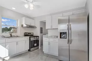 8208 S Oak Park Ave, Burbank, IL 60459 - Photo 5