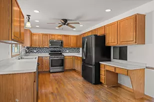 1807 Larkspur Dr, Plainfield, IL 60586 - Photo 7
