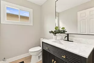 2703 N Ridge Ave, Arlington Heights, IL 60004 - Photo 17
