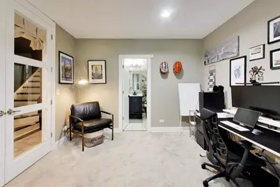 3022 W Newport Avenue, Chicago, IL 60618 - Photo 11