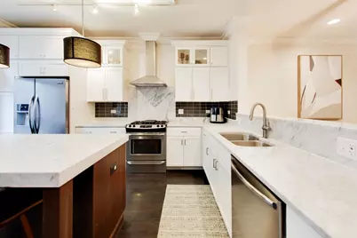 3022 W Newport Avenue, Chicago, IL 60618 - Photo 19