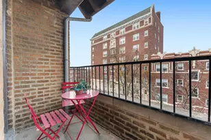 7451 N Greenview Ave, Chicago, IL 60626 - Photo 5