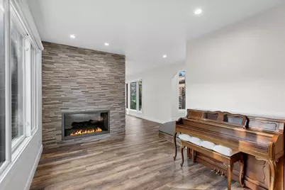 505 Rue Royale, Deer Park, IL 60010 - Photo 13