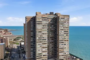 6301 N Sheridan Rd, Chicago, IL 60660 - Photo 1