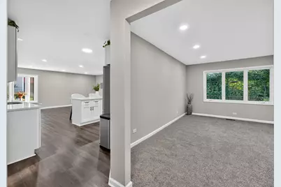 2S054 Avondale Lane, Lombard, IL 60148 - Photo 5