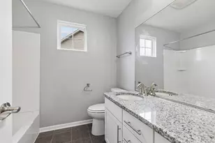 43 Palisades Blvd, Hawthorn Woods, IL 60047 - Photo 11