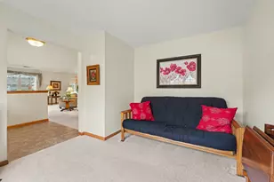 18611 Villa Ct, Lansing, IL 60438 - Photo 9