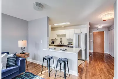 345 N La Salle Drive #2207, Chicago, IL 60654 - Photo 9