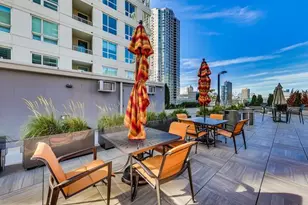 345 N La Salle Dr, Chicago, IL 60654 - Photo 21