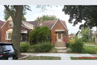 6120 S Loomis Boulevard, Chicago, IL 60636 - Photo 1