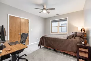 917 W Lakeside Pl, Chicago, IL 60640 - Photo 19