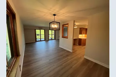 1615 E Central Road #422-C, Arlington Heights, IL 60005 - Photo 9