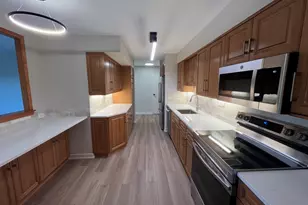 1615 E Central Rd, Arlington Heights, IL 60005 - Photo 3