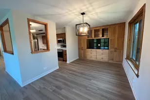 1615 E Central Rd, Arlington Heights, IL 60005 - Photo 7