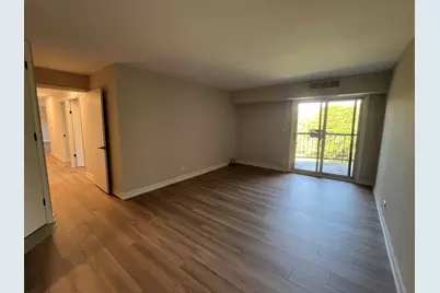 1615 E Central Road #422-C, Arlington Heights, IL 60005 - Photo 11