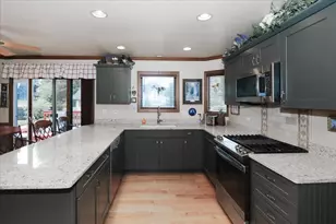 10616 Carl St, Huntley, IL 60142 - Photo 13