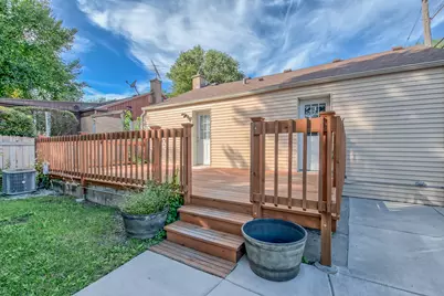 5145 Mulford Street, Skokie, IL 60077 - Photo 19