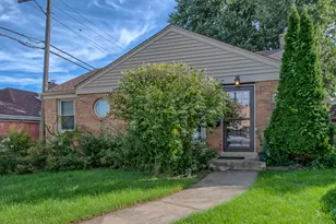 5145 Mulford St, Skokie, IL 60077 - Photo 1