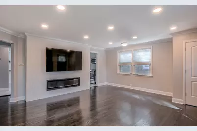 5145 Mulford Street, Skokie, IL 60077 - Photo 3