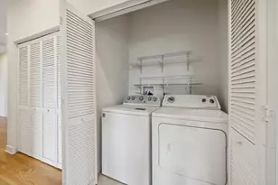 1956 W Ohio St, Chicago, IL 60622 - Photo 19