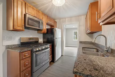 205 Hereford Drive, Steger, IL 60475 - Photo 9