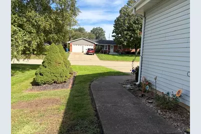 915 W 1st Street, Spring Valley, IL 61362 - Photo 13