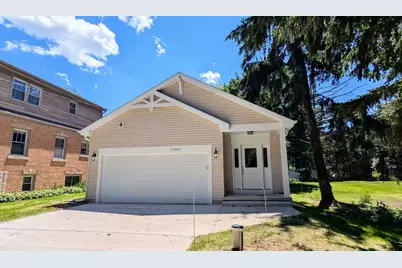 21367 W Starry Lane, Lake Zurich, IL 60047 - Photo 1