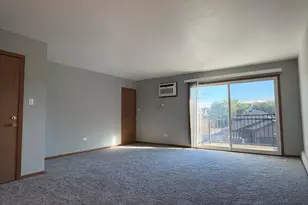 6440 Pamela Ln, Chicago Ridge, IL 60415 - Photo 3