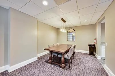 630 N State Street #2109, Chicago, IL 60654 - Photo 17