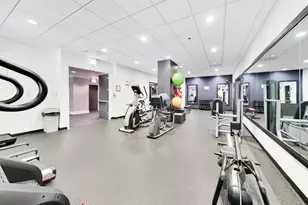 630 N State St, Chicago, IL 60654 - Photo 15