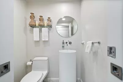 161 E Chicago Avenue #24-02, Chicago, IL 60611 - Photo 11