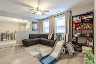 5122 W 30th Pl, Cicero, IL 60804 - Photo 9
