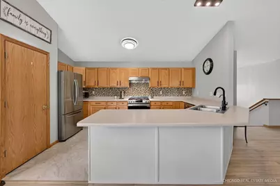 16 King Henry Road, Poplar Grove, IL 61065 - Photo 13