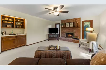 516 Bovidae Circle, Naperville, IL 60565 - Photo 11
