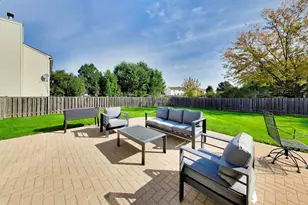 2754 Bull Run Dr, Aurora, IL 60503 - Photo 33