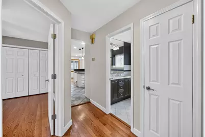 8632 W Ainslie Street, Norridge, IL 60706 - Photo 7