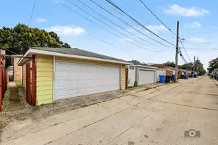 5104 S Menard Ave, Chicago, IL 60638 - Photo 25