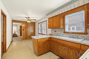 5104 S Menard Ave, Chicago, IL 60638 - Photo 7