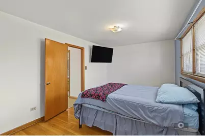 5104 S Menard Avenue, Chicago, IL 60638 - Photo 15