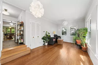 2227 Pioneer Road, Evanston, IL 60201 - Photo 9