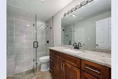 1350 W Fullerton Avenue #210, Chicago, IL 60614 - Photo 15