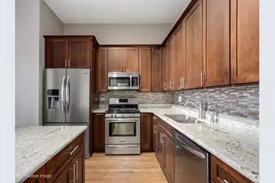 1350 W Fullerton Avenue #210, Chicago, IL 60614 - Photo 11