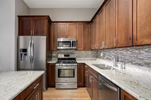 1350 W Fullerton Ave, Chicago, IL 60614 - Photo 11