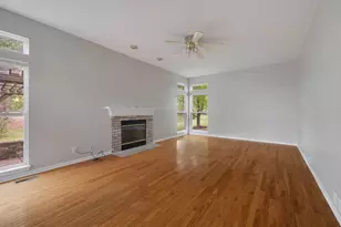 1451 Richmond Ln, Algonquin, IL 60102 - Photo 11