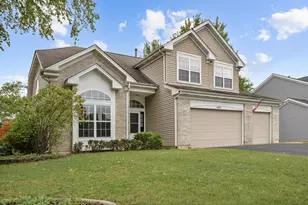 1451 Richmond Ln, Algonquin, IL 60102 - Photo 1