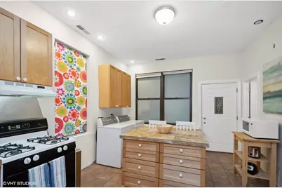 2008 W Roscoe Street #2, Chicago, IL 60618 - Photo 5