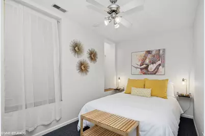 2008 W Roscoe Street #2, Chicago, IL 60618 - Photo 11