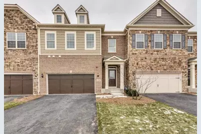 331 Camberley Lane, Lincolnshire, IL 60069 - Photo 1